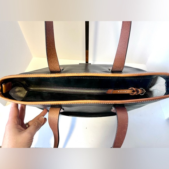 Dooney & Bourke Black and Brown Leather Zippered Shoulder Tote - Picture 5 of 6